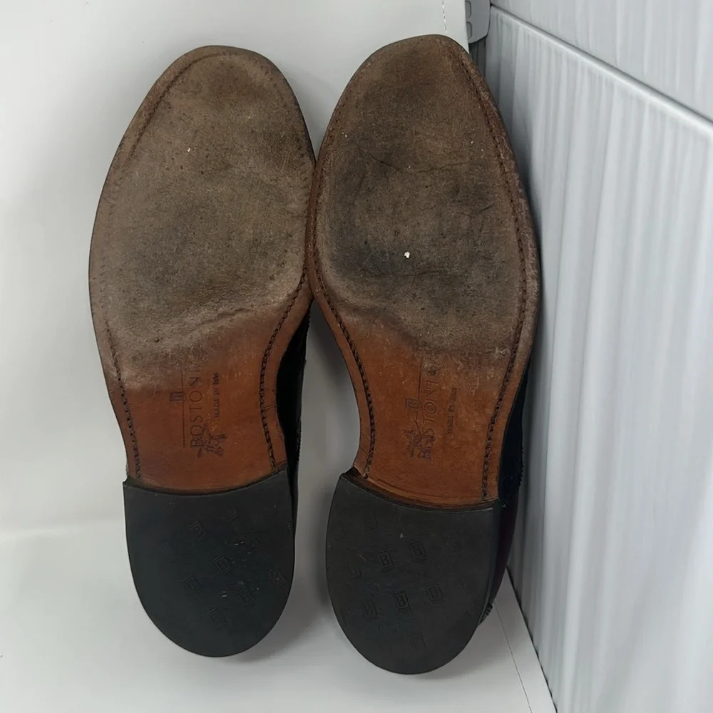 Bostonian Dress Oxford. Size 9 1/2 D/B